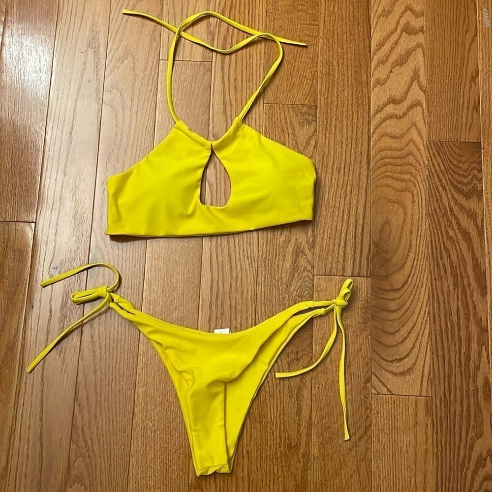Yellow bikini